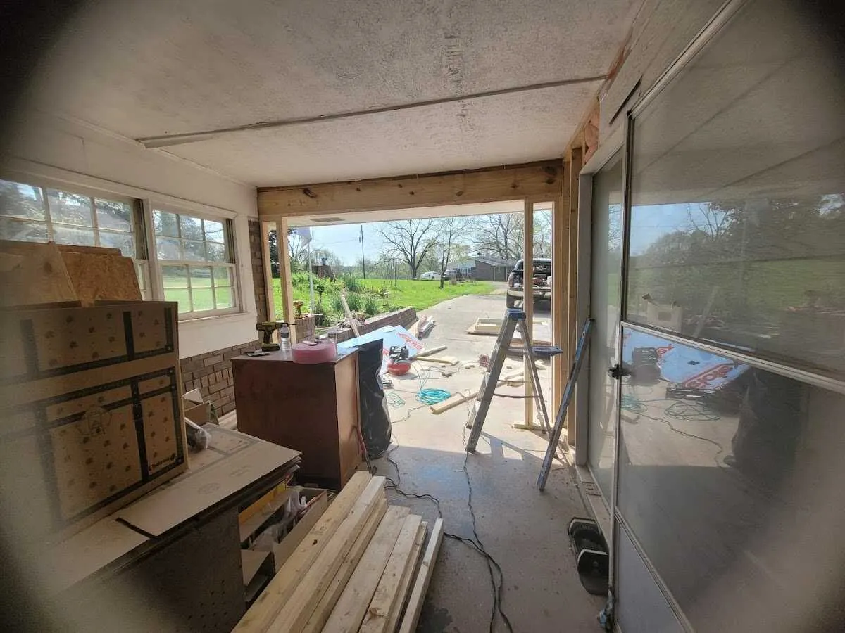 Air movers and dehumidifier for Drying & Dehumidification in Volo